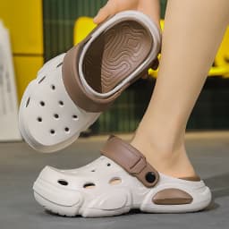 Summer Men's Thick-Soled Non-Slip Breathable Toe-Cap Sandals Casual Beach Slippers