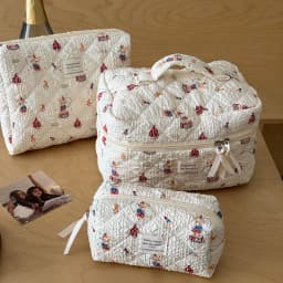 Fashion New Cartoon Rabbit Girl Makeup Bag Tote Cosmetic Organizer Quilted Pouch Handbag Ladies Kawaii Zipper Storage Bag