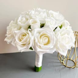 Bride Bridesmaids Bouquet Wedding Flowers Accessories Boutonniere Men White Silk Roses Artificial Bridal Bouquet Centrepiece