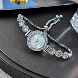 Foreign Trade Chalcedony Bracelet Watch Set with Diamond Light Luxury Live New Fashion Quartz Watch Pull Diamond Women's Watch