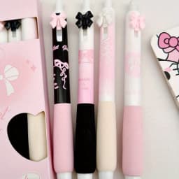 4 Pcs Cute Retractable Pens Cartoon Gel Pens Pens Soft Grip Pens, 0.5mm Black Ink Pen Aesthetic Pens Kawaii Office School Pens S