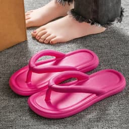 Lightweight Flat Heel Beach Slides Soft Sole Platform Flip Flops Non Slip Slippers for Women EVA Thick Sole Clip Toe Home Shoes