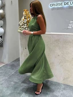 Customized A-Line Prom Dresses Tea-Length O-Neck Sleeveless Evening Gown Simple Draped Fashion Casual Homecoming Dresses