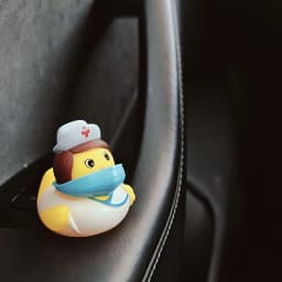 2pcs Doctor and Nurse Ducks. 4 Nurse Ducks. Duck Random Party Dressing Supplies, International Nurses Day