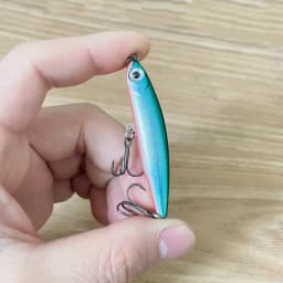 1Pcs Sinking Pencil Fishing Lure Wobblers 5cm 3.5g Mini Artificial Metal Hard Bait Jig 3D Eyes Pesca Trout Fishing Tackle