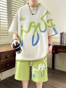 2025 Summer Men's Set, Korean Fashion Two-Piece Sportswear for Men, Trendy Men's Clothing, Jogging Set, T-Shirt + Shorts Set, Po