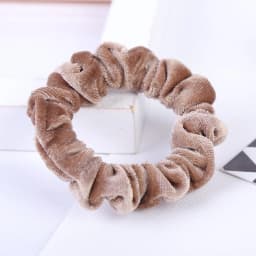 2022 New Arrival Velvet Elastic Hair Ropes Scrunchies Girls' No Crease Hair Ties Women Hair Accessories Headwear