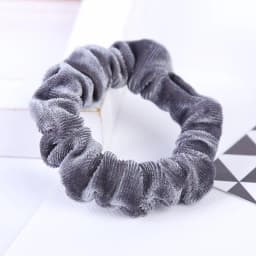2022 New Arrival Velvet Elastic Hair Ropes Scrunchies Girls' No Crease Hair Ties Women Hair Accessories Headwear