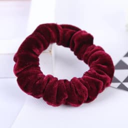 2022 New Arrival Velvet Elastic Hair Ropes Scrunchies Girls' No Crease Hair Ties Women Hair Accessories Headwear