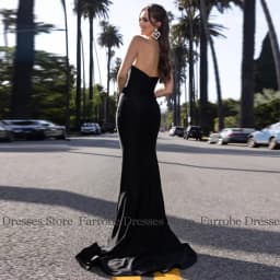 Luxury Dresses for Party Mermaid/Trumpet Satin Evening Dress Black Sweetheart Rhinestones/Crystals Side Split Prom Dress Long