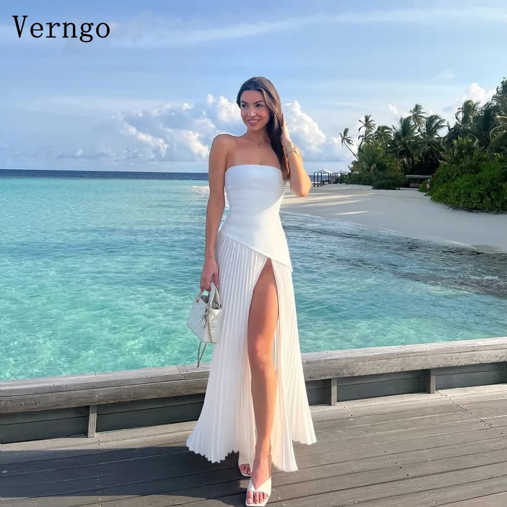 Verngo lvory Crepe Evening Dresses Strapless A Line Pleat Prom Gowns Elegant Side Slit Formal Occasion Dress Customized