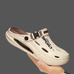 A Pair of Men's New Clogs, Summer New Wear-Resistant, Non-Slip Sports Beach Shoes, Soft-Soled Comfortable Men's Shoes for Driving