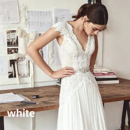 Boho Wedding Dresses 2026 Bohemian Wedding Gowns with Cap Sleeves V Neck Open Back Pleated Skirt Elegant A Line Gown Customized