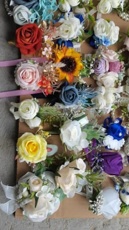 YO CHO Silk Roses White Wrist Corsage Wrist Flowers for Bridesmaids Flower Bracelet Pink Blue Bridal Sisters Wedding Accessories