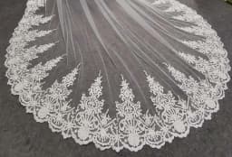 Customized Real Photos Long Lace Bridal Veil with Comb 3m/3.5m/4m Single Layer Cathedral White/Ivory Wedding Veil Bride Veil