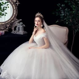 Shiny Wedding Gowns Sweet Boat Neck Wedding Party Ball Gown Off Shoulder Wedding Dresses Customized For Women