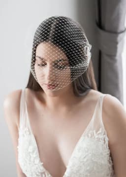 White/Ivory Birdcage veil made with French Netting Handmade Blusher Veil Bridal Wedding day Simpe Veil for the Bride
