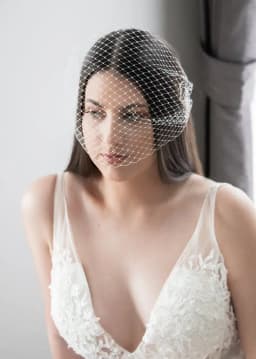 White/Ivory Birdcage veil made with French Netting Handmade Blusher Veil Bridal Wedding day Simpe Veil for the Bride