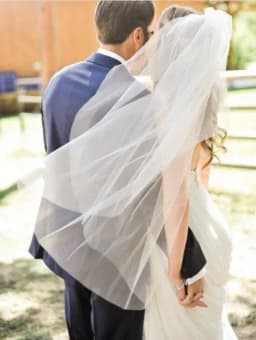 One Layer Short Wedding Veil Cut Edge Tulle Cheap Bridal Veil With Comb Simple Bride Veils Wedding Accessories Customized