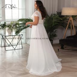 Elegant Chiffon Plus Size Wedding Dress Customized V-neck Short Sleeves Beaded Bridal Gown with Lace-up Back Robe de Mariage