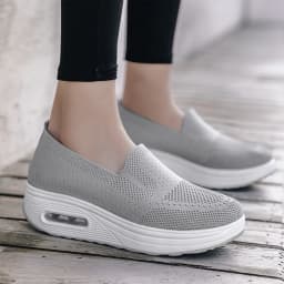 Women's Casual Slip on Sneakers Breathable Flying Woven Mesh Upper Jogging Shoes for Walking Biking Driving