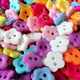 100Pcs Cute Plum Blossom Flower Buttons,Sewing Buttons Craft DIY Children's Handmade Buttons,Children's Sweater Buttons