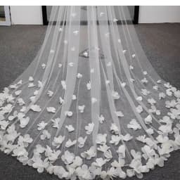 Floral Applique Bridal Veils with 3D Handmade Organza Flowers One Layer Marriage Wedding Veil with Comb