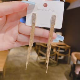 New Fashion Trend Unique Design Elegant Exquisite Light Luxury Zircon Butterfly Earrings Female Jewelry Party Gift Wholesale