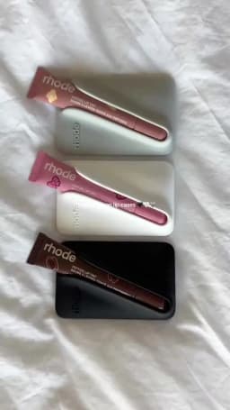 Hot Ribbon Toast Raspberry Espresso Lip Gloss Magnetic SNAP-ON LIP Case Holder for IPhone 17Air 16 15 Pro Max Plus Phone Cover
