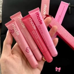 Hot Ribbon Toast Raspberry Espresso Lip Gloss Magnetic SNAP-ON LIP Case Holder for IPhone 17Air 16 15 Pro Max Plus Phone Cover
