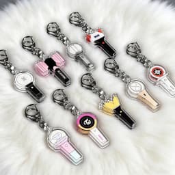 New Korean idol group star collection support high transparency double-sided laminated keychain pendant