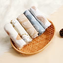 Elinfant 5pcs Gift Set Bamboo Cotton Muslin Bib Burp Cloth 100% Cotton 60*60cm 2 Layers Baby Scarf Handkerchief