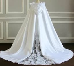 White Hooded Wedding Cloak Lace Satin Winter Bridal Cape Custom Made Bride Bolero Wedding Wrap Custom