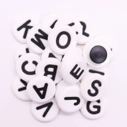 Single Sale 1PCS PVC Cute Cartoon Shoe Charms Kawaii Circle White 26 Alphabet Letter Sandals Shoes Accessories Decoration