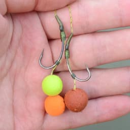 Hirisi 50pcs Coating High Carbon Stainless Steel Barbed Carp Fishing Hooks Pack with Retail Original Box 8003