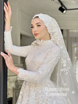 Exquisite Lace Wedding Dress Customized Musilum Bridal Gown High Neck Long Sleeves Sweep Train A Line Arabian Bridal Gown