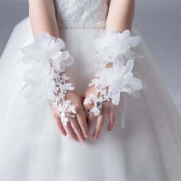 Fashion Flower Princess Girl Gloves Fingerless Wedding Gloves Lace Beaded Short Design Gloves For Bridal Wedding Accessories