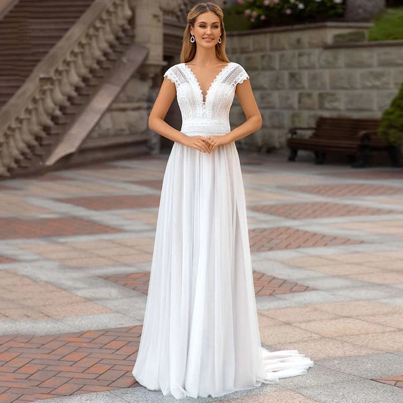 Summer Boho Wedding Dresses Lace Beach V Neck Ivory Wedding Gowns Back Out Cap Sleeves Bridal Dress 2024 Sweep Train Customized