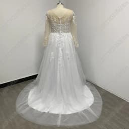 LAYOUT NICEB Vintage Long Sleeve Wedding Dress Lace Appliques Robe De Mariée Illusion Back With Button Custom Made Sweep Train