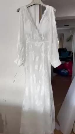 Customized Bohemian Wedding Dresses Lace V-Neck Wedding Gown Boho Beach Bridal Dress Long Sleeves Open Back Vestido Novia