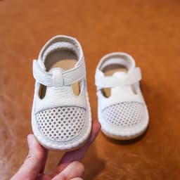 Infant Sandals Summer Baby Girls Boys Anti-collision Toddler Shoes Soft Bottom Kids Genuine Leather Shoes Children Beach Sandals