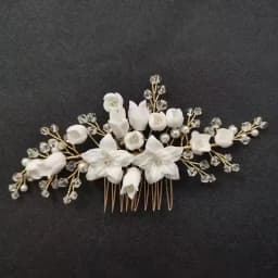 SLBRIDAL Handmade Crystal Rhinestone Pearls Ceramic Flower Bridal Hair Comb Wedding Hair Accessories Bridesmaids Women Jewelry
