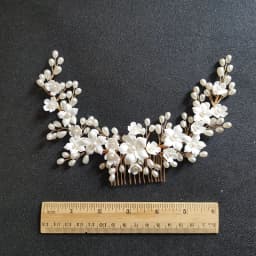 SLBRIDAL Handmade Crystal Rhinestone Pearls Ceramic Flower Bridal Hair Comb Wedding Hair Accessories Bridesmaids Women Jewelry