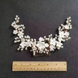 SLBRIDAL Handmade Crystal Rhinestone Pearls Ceramic Flower Bridal Hair Comb Wedding Hair Accessories Bridesmaids Women Jewelry
