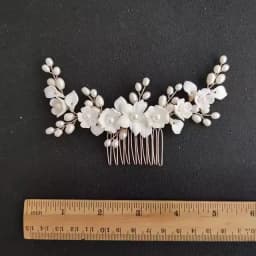 SLBRIDAL Handmade Crystal Rhinestone Pearls Ceramic Flower Bridal Hair Comb Wedding Hair Accessories Bridesmaids Women Jewelry