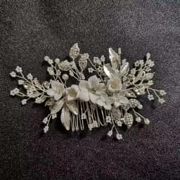 SLBRIDAL Handmade Crystal Rhinestone Pearls Ceramic Flower Bridal Hair Comb Wedding Hair Accessories Bridesmaids Women Jewelry