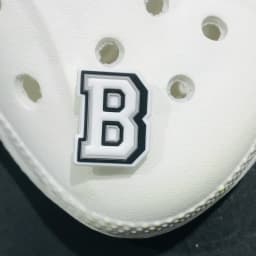 1Pcs Cartoon English Alphabet A-Z Letters PVC 3D Shoe Charms Garden Shoes Accessories Decoration Fit band Kids Gift