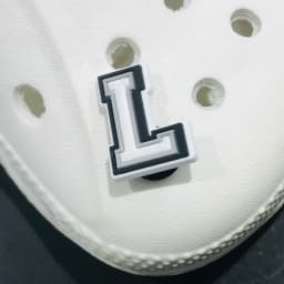 1Pcs Cartoon English Alphabet A-Z Letters PVC 3D Shoe Charms Garden Shoes Accessories Decoration Fit band Kids Gift