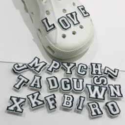 1Pcs Cartoon English Alphabet A-Z Letters PVC 3D Shoe Charms Garden Shoes Accessories Decoration Fit band Kids Gift