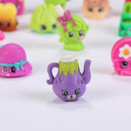 New 50pcs Mix Mini Furniture Food Fruit Dolls Pretend Play Shop Season 1 2 3 4 5 6 7 Action Figures Toy Kids Girls Gif
